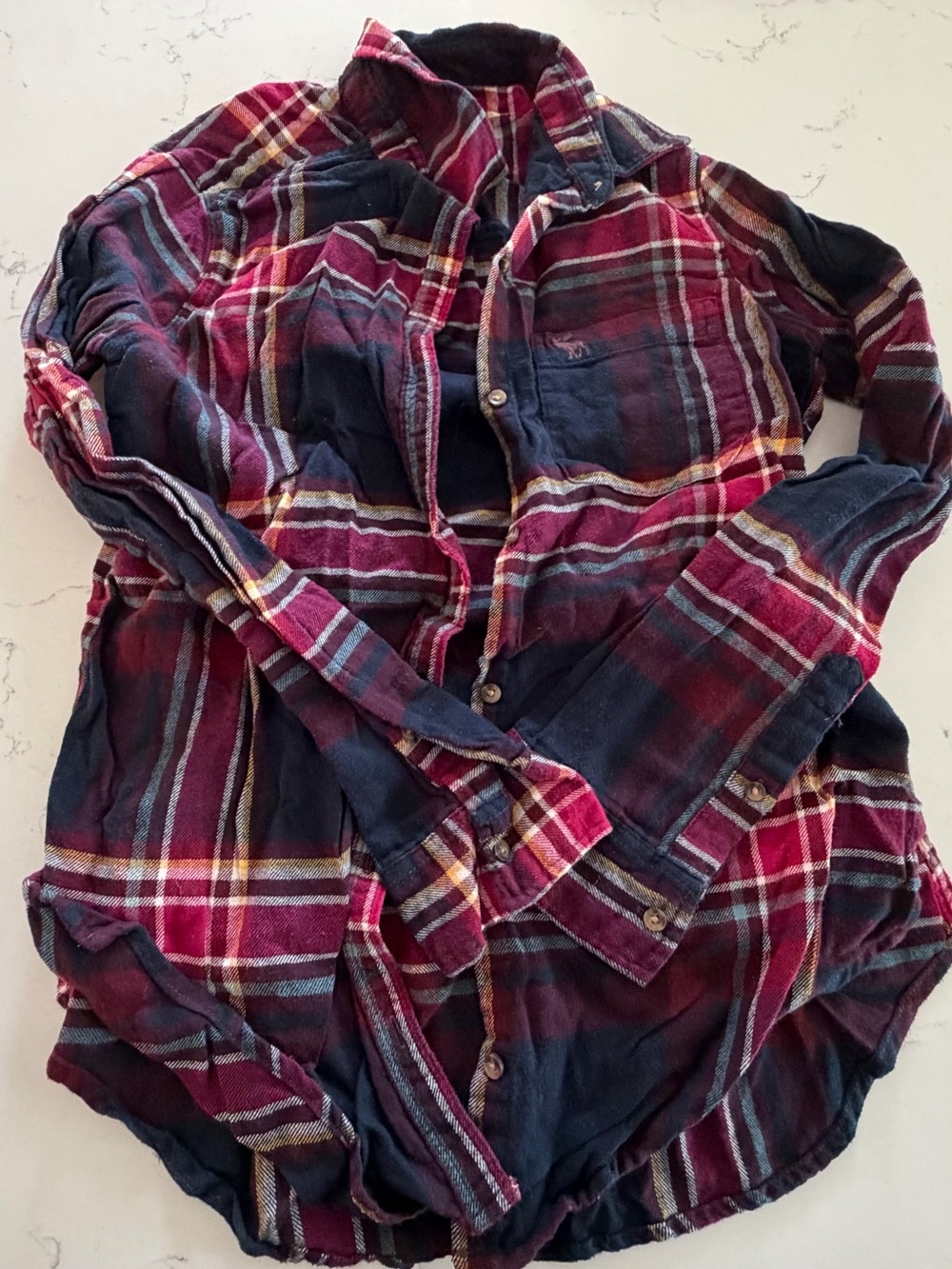 Abercrombie & Fitch Plaid Button-Down Shirt - Burgundy & Navy